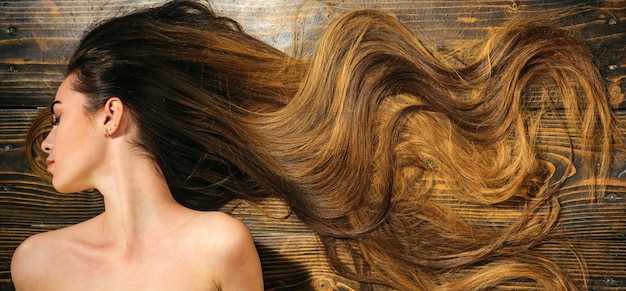 Укрепление волос: основные причины выпадения