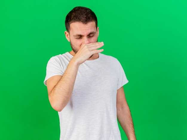 Что такое пена изо рта и какие факторы могут ее вызывать?