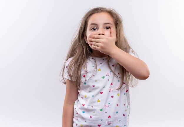 Ребенок прикусил губу: как справиться с болью и ранкой